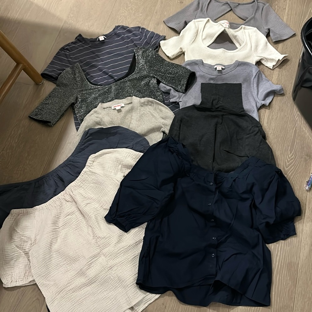10 Joe fresh tops XS
